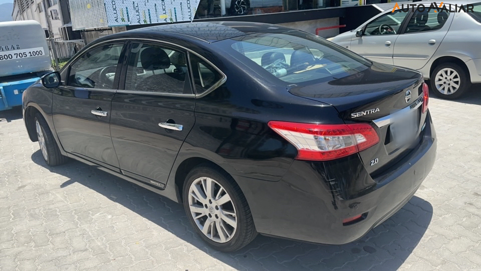 NISSAN SENTRA 2.0 SL 16V FLEX 4P AUTOMATICO