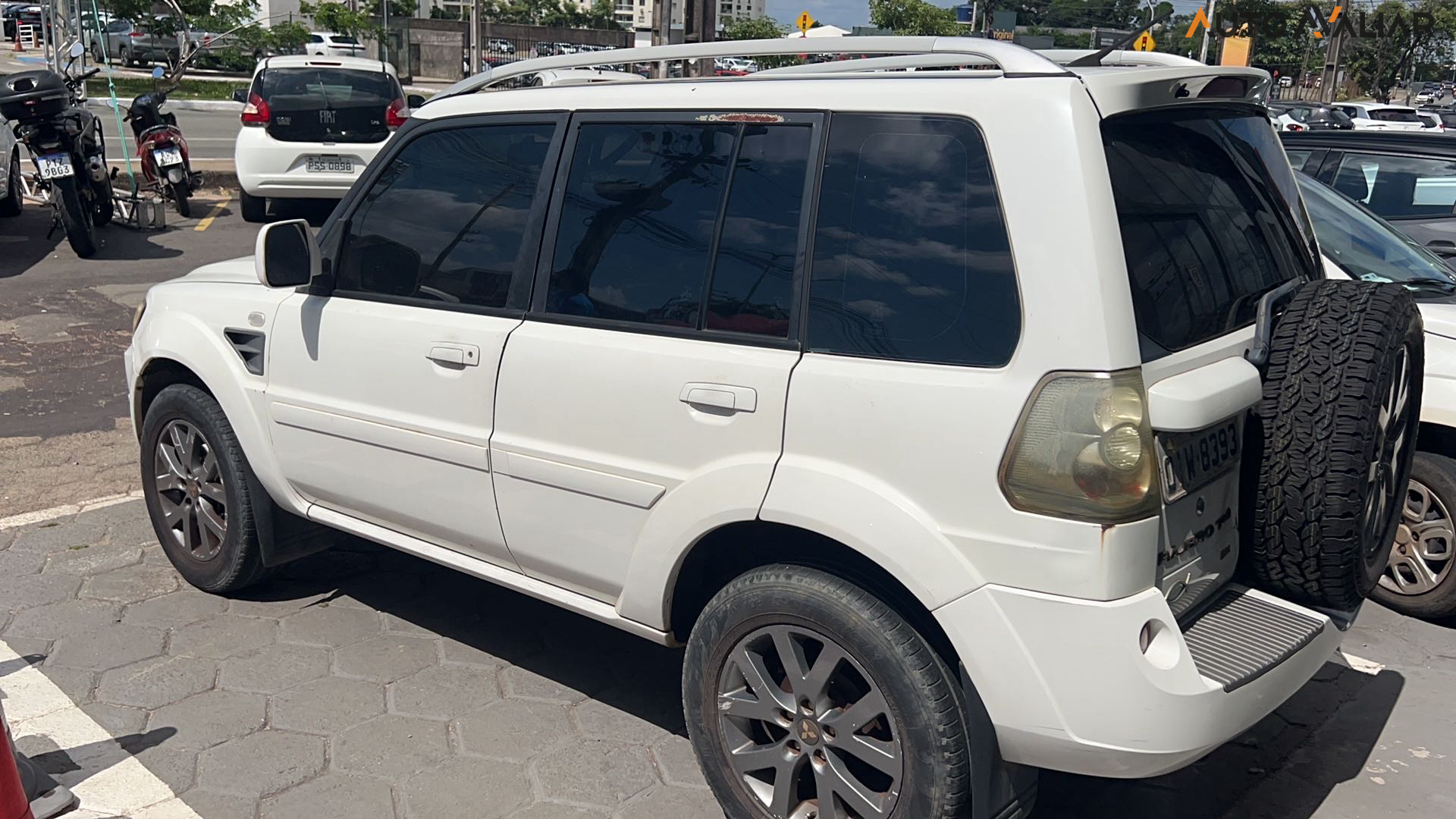 MITSUBISHI PAJERO TR4 2.0 4X2 16V 140CV FLEX 4P AUTOMATICO