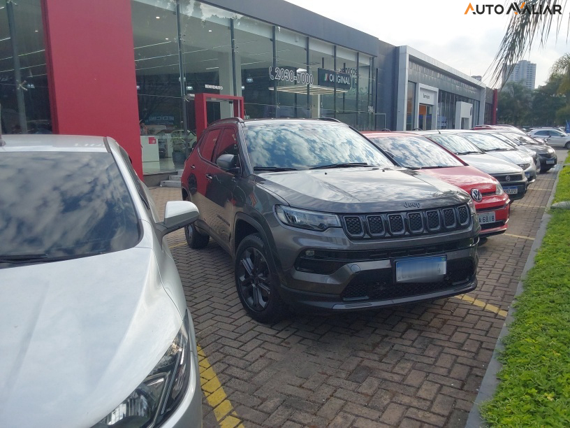 JEEP COMPASS 1.3 T270 TURBO FLEX LONGITUDE AT6