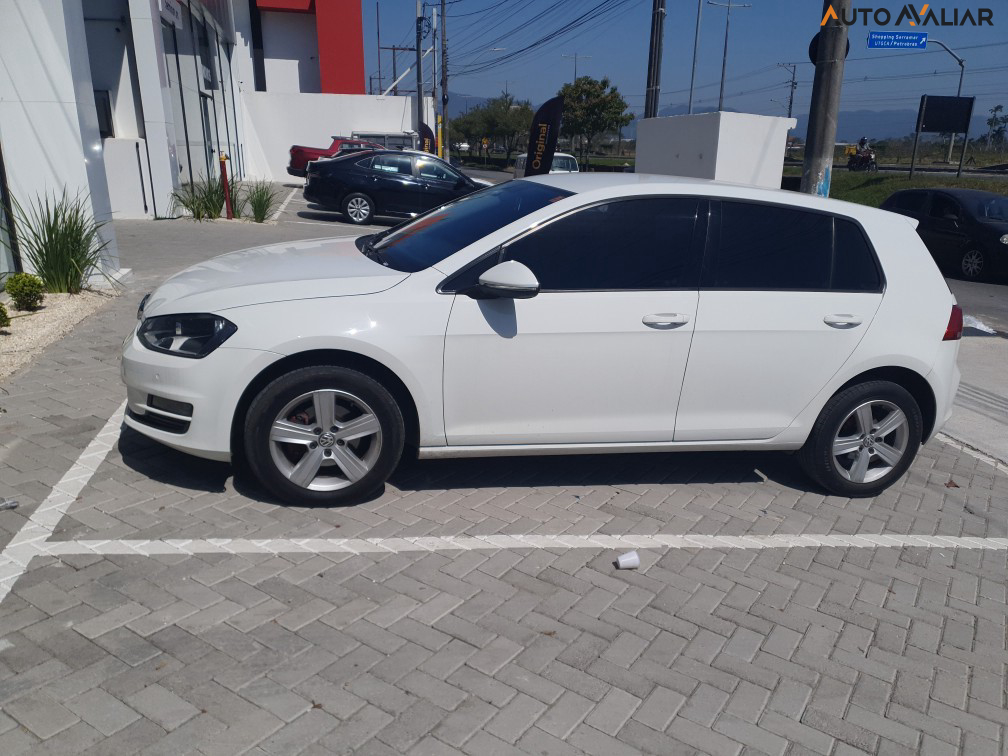 VOLKSWAGEN GOLF 1.0 TSI COMFORTLINE 12V TOTAL FLEX 4P MANUAL