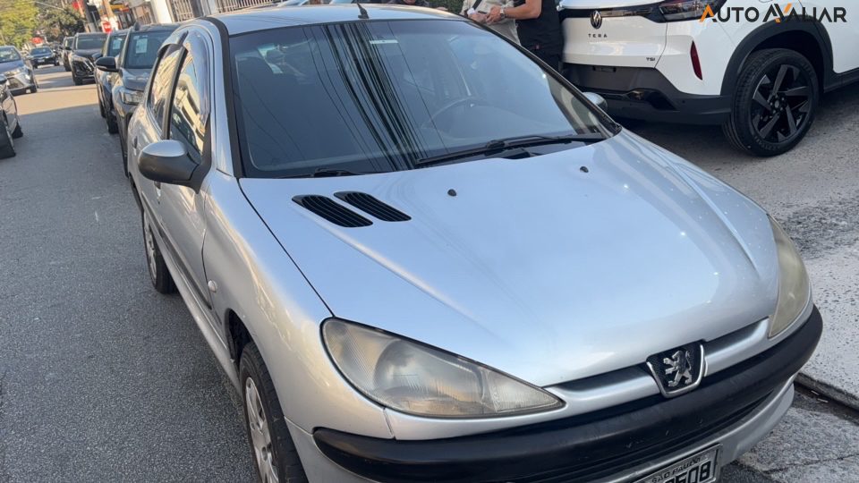 PEUGEOT 206 1.6 PASSION 16V GASOLINA 4P MANUAL