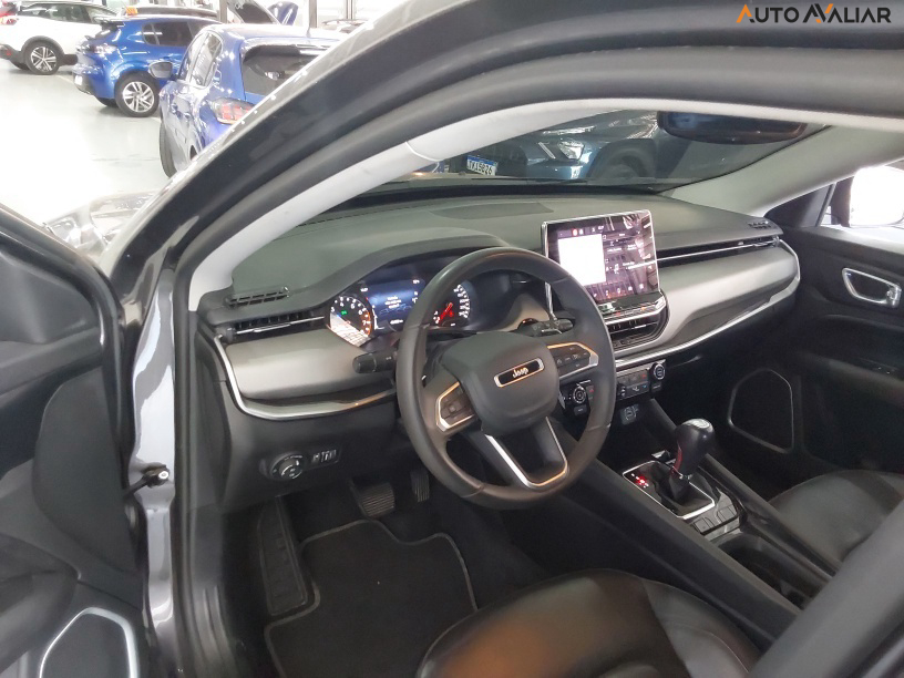 JEEP COMPASS 1.3 T270 TURBO FLEX LONGITUDE AT6