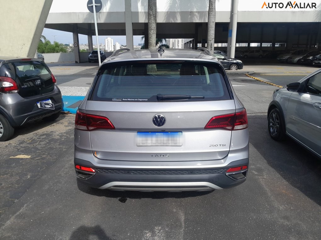 VOLKSWAGEN TAOS 1.4 250 TSI TOTAL FLEX COMFORTLINE AUTOMÁTICO
