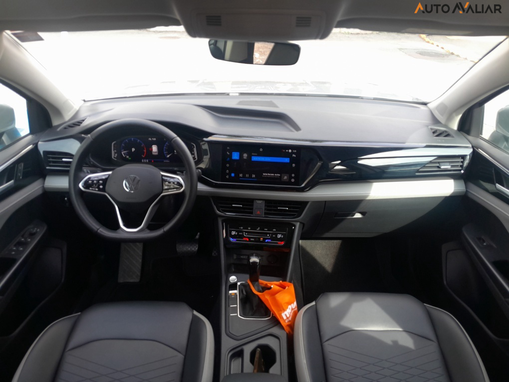 VOLKSWAGEN TAOS 1.4 250 TSI TOTAL FLEX COMFORTLINE AUTOMÁTICO