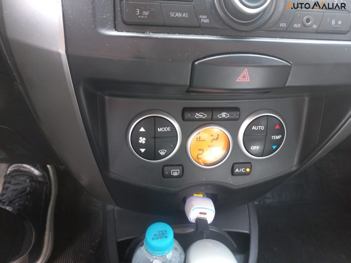 NISSAN LIVINA 1.8 SL X-GEAR 16V FLEX 4P AUTOMATICO
