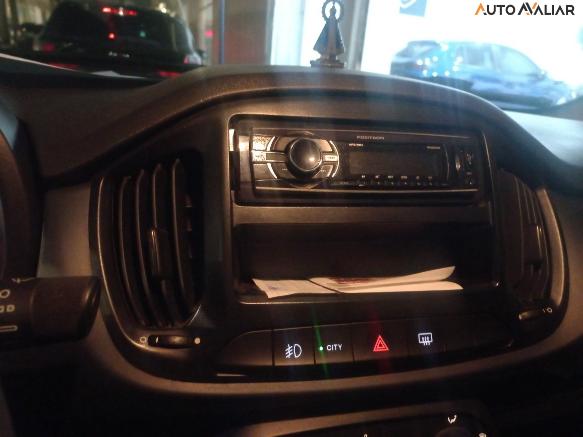 FIAT UNO 1.0 FIREFLY FLEX ATTRACTIVE 4P MANUAL