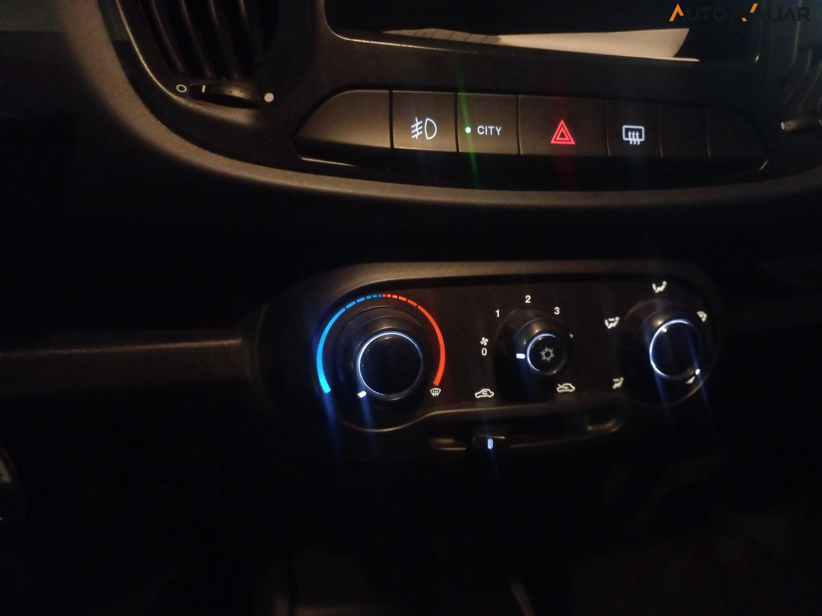 FIAT UNO 1.0 FIREFLY FLEX ATTRACTIVE 4P MANUAL