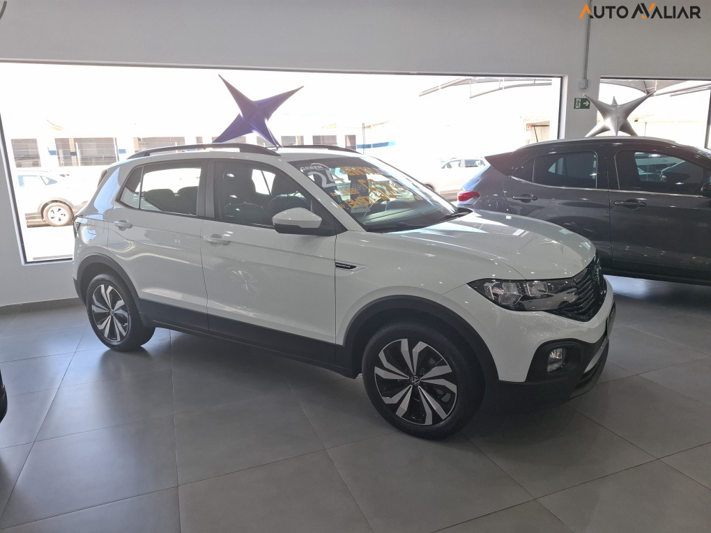 VOLKSWAGEN T-CROSS 1.0 200 TSI TOTAL FLEX COMFORTLINE AUTOMÁTICO