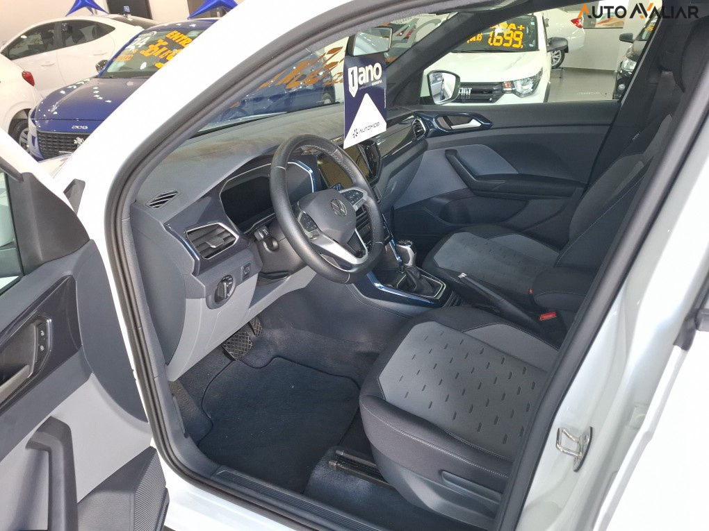 VOLKSWAGEN T-CROSS 1.0 200 TSI TOTAL FLEX COMFORTLINE AUTOMÁTICO