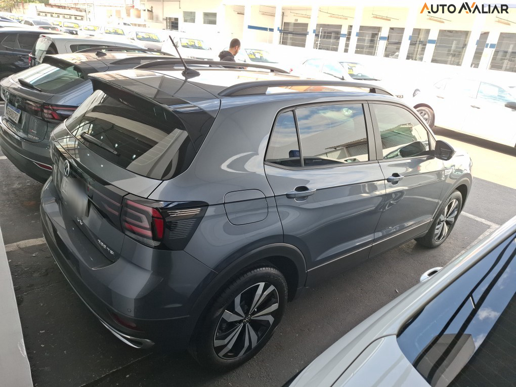 VOLKSWAGEN T-CROSS 1.0 200 TSI TOTAL FLEX COMFORTLINE AUTOMÁTICO