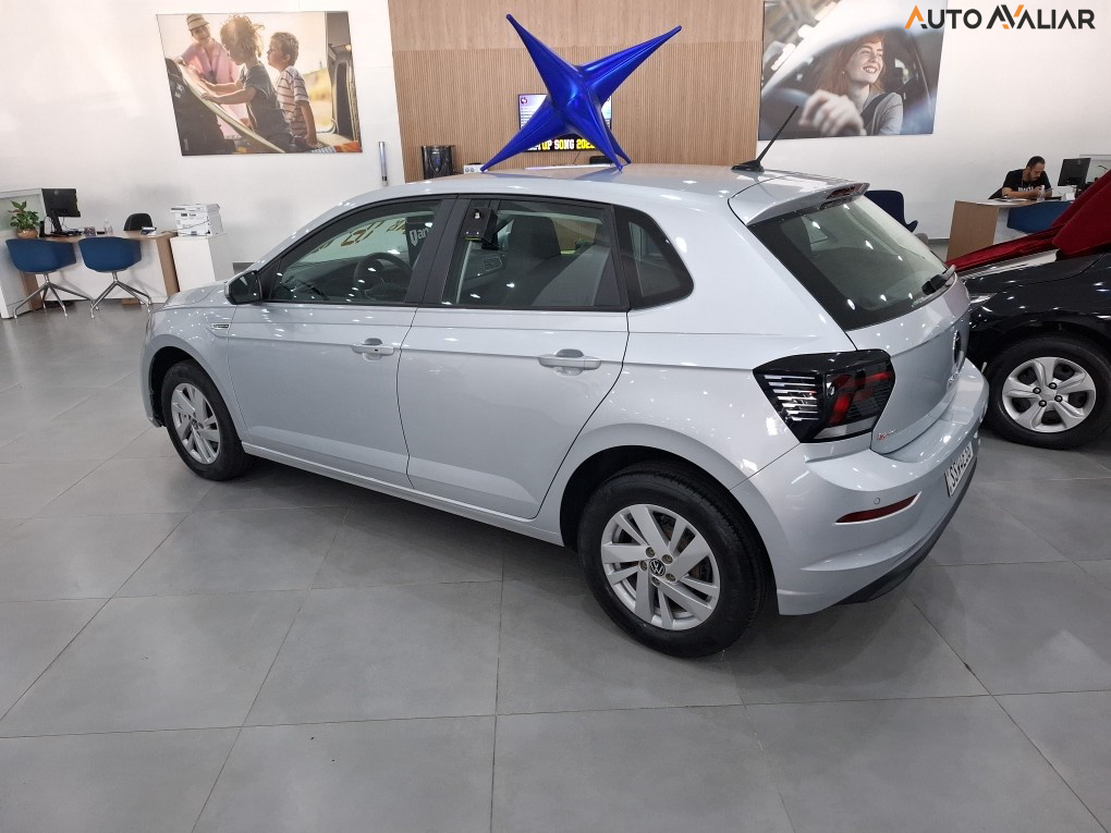 VOLKSWAGEN POLO 1.0 170 TSI COMFORTLINE AUTOMÁTICO