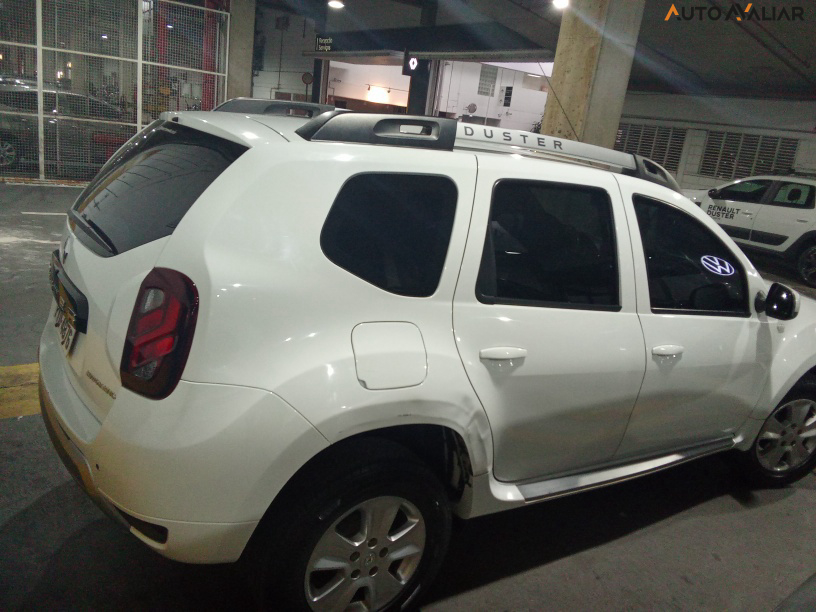 RENAULT DUSTER 2.0 DYNAMIQUE 4X2 16V FLEX 4P AUTOMATICO