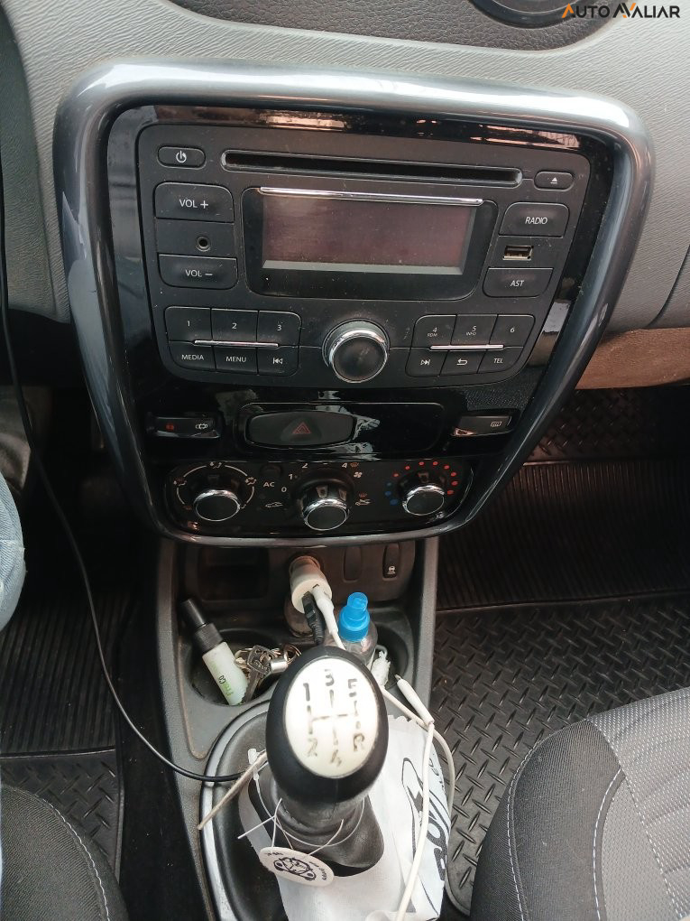 RENAULT DUSTER 1.6 DYNAMIQUE 4X2 16V FLEX 4P MANUAL