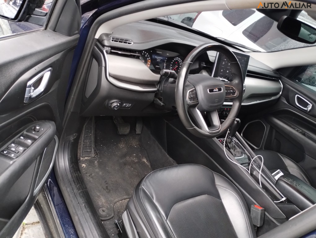 JEEP COMPASS 1.3 T270 TURBO FLEX LONGITUDE AT6