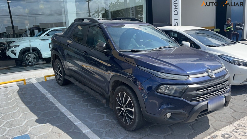 FIAT TORO 2.0 16V TURBO DIESEL ULTRA 4WT A9