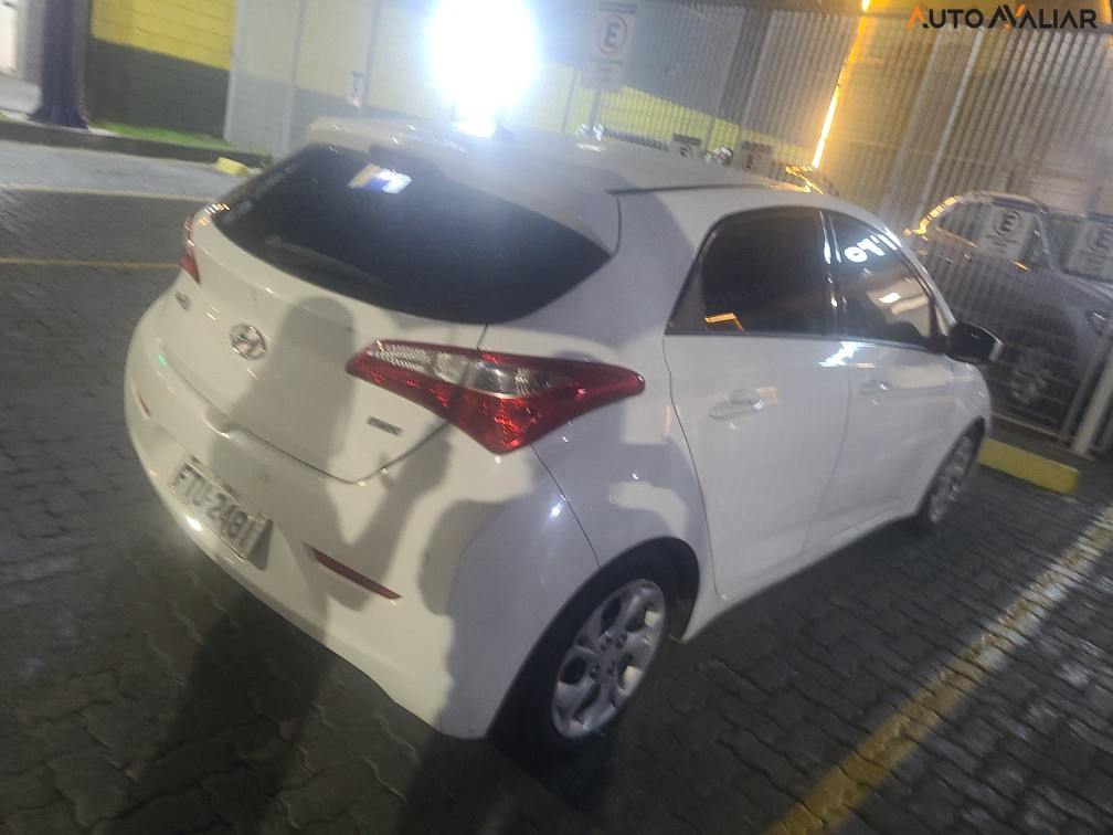 HYUNDAI HB20 1.0 COMFORT 12V FLEX 4P MANUAL