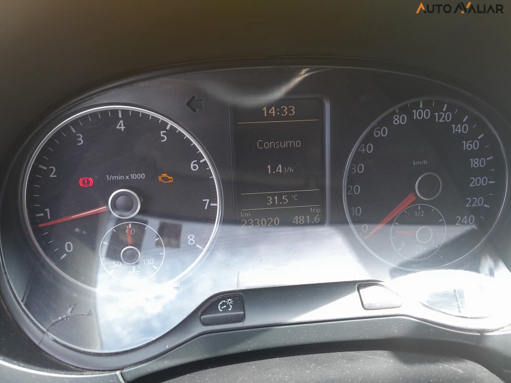 VOLKSWAGEN CROSSFOX 1.6 MI FLEX 8V 4P MANUAL