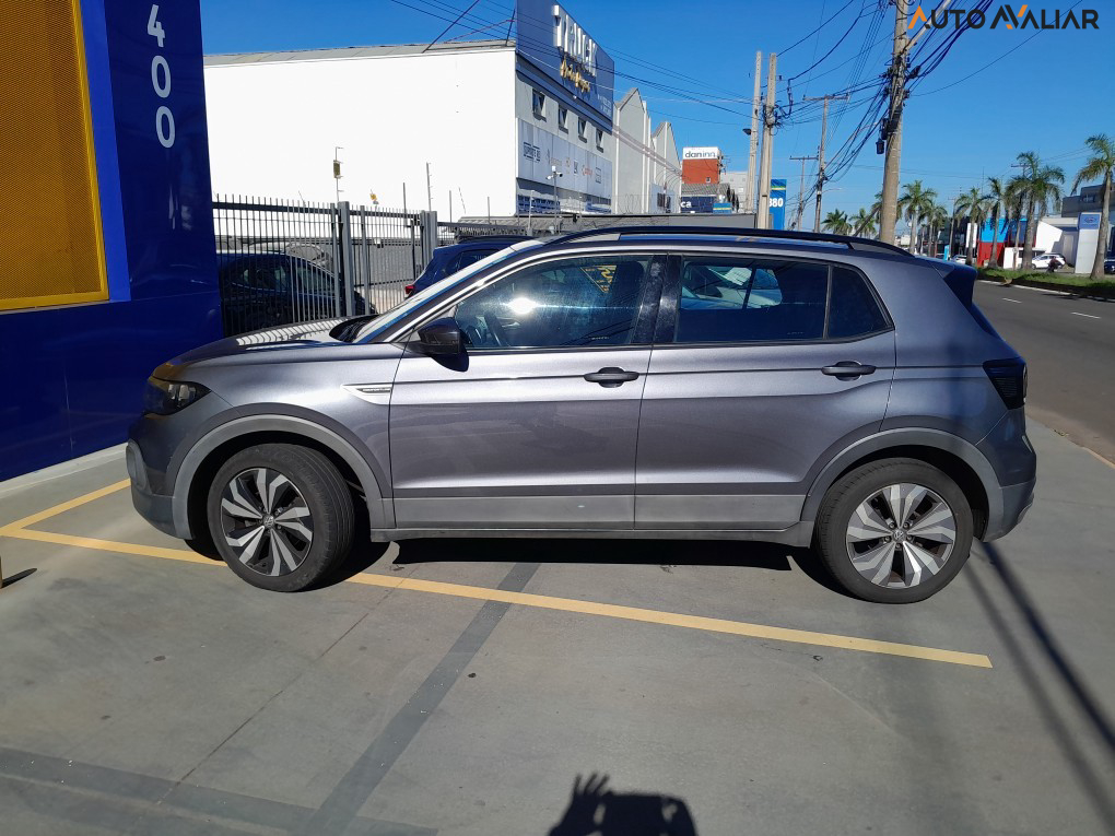 VOLKSWAGEN T-CROSS 1.0 200 TSI TOTAL FLEX COMFORTLINE AUTOMÁTICO