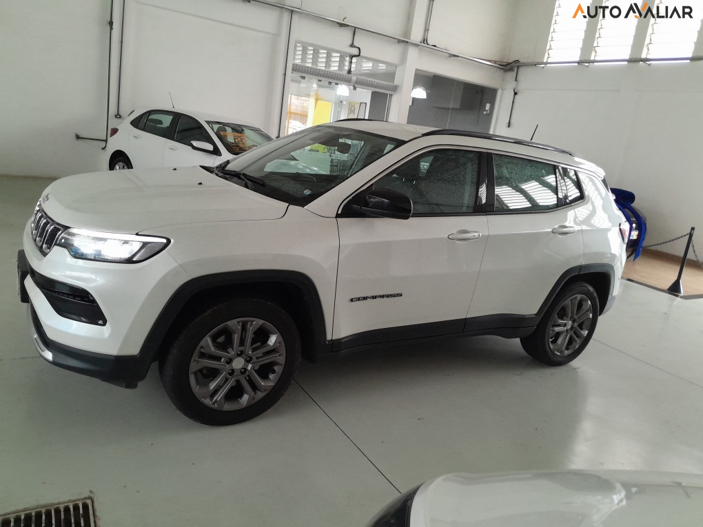 JEEP COMPASS 1.3 T270 TURBO FLEX LONGITUDE AT6