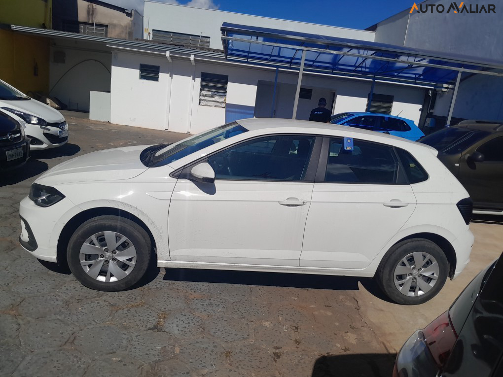 VOLKSWAGEN POLO 1.0 MPI MANUAL