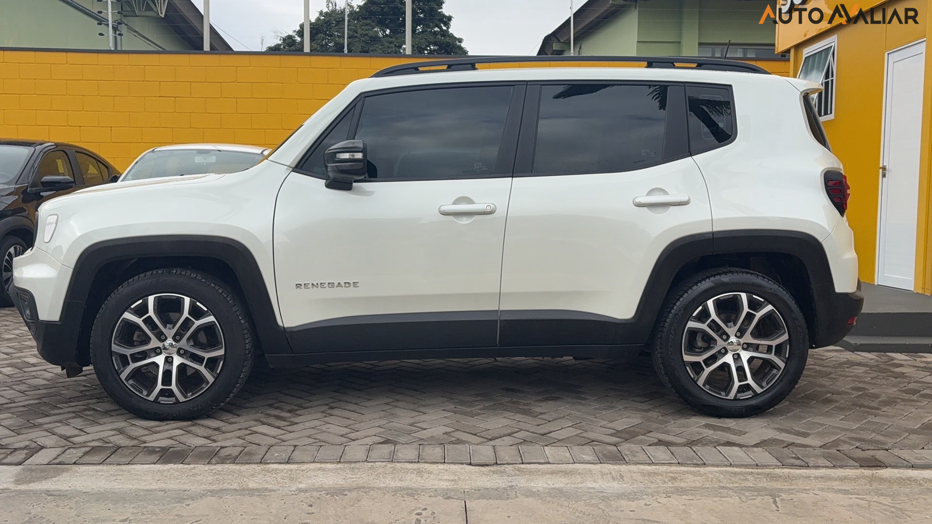 JEEP RENEGADE 1.3 T270 TURBO FLEX LONGITUDE AT6