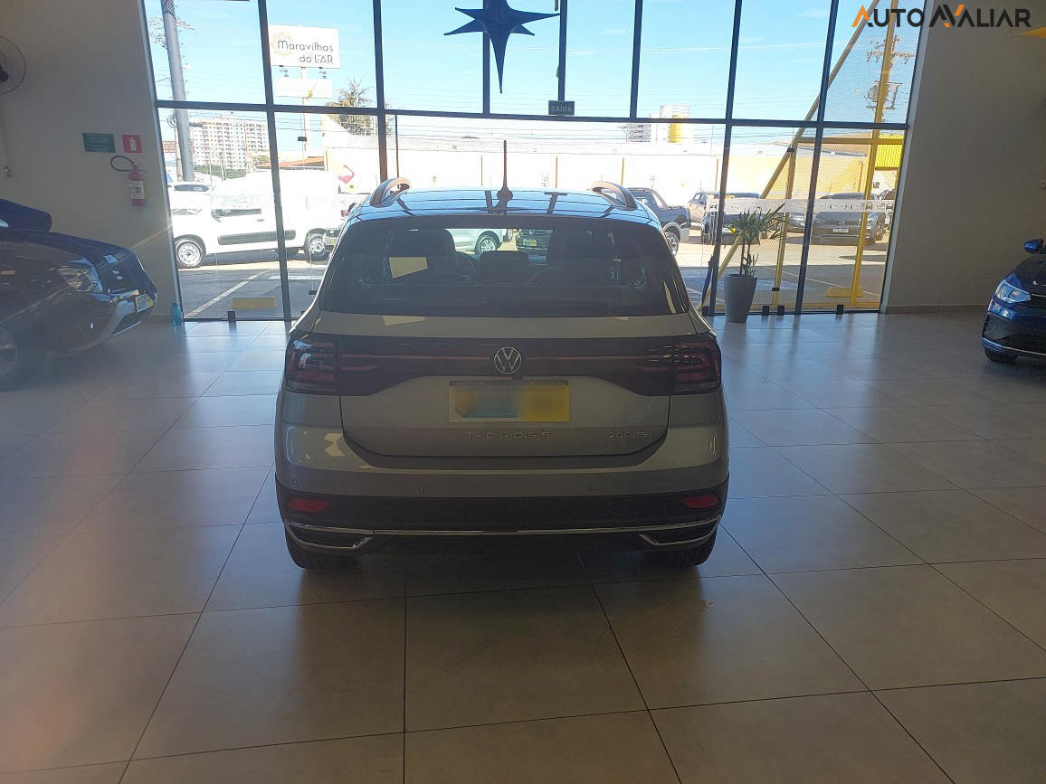 VOLKSWAGEN T-CROSS 1.0 200 TSI TOTAL FLEX COMFORTLINE AUTOMÁTICO