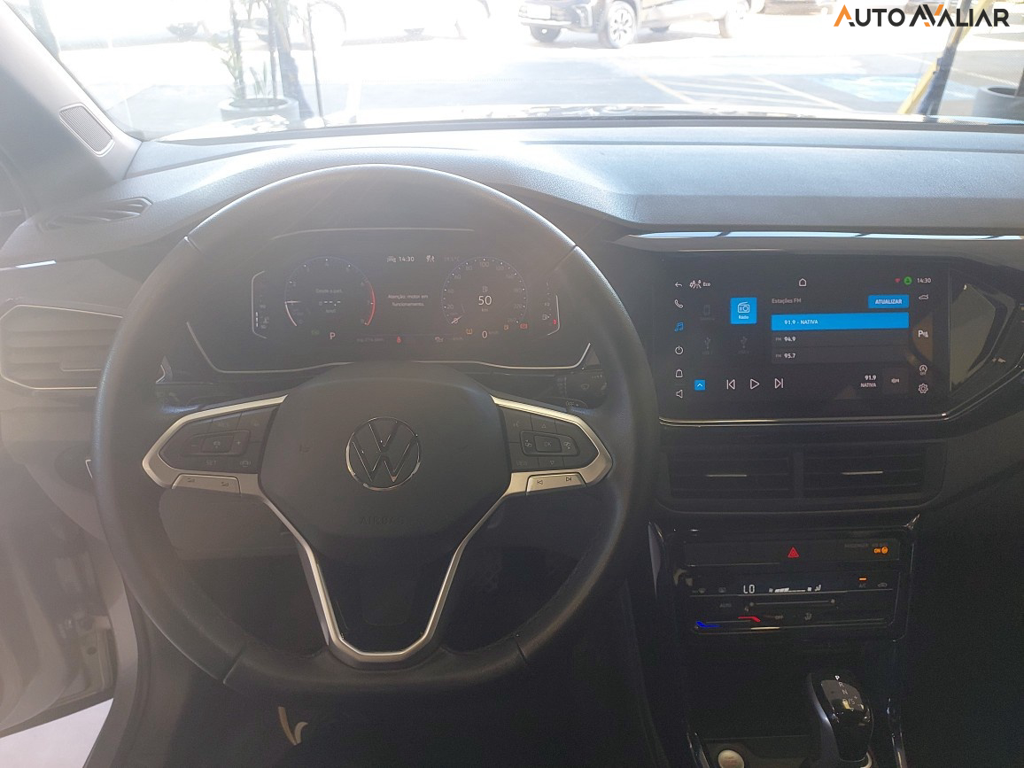 VOLKSWAGEN T-CROSS 1.0 200 TSI TOTAL FLEX COMFORTLINE AUTOMÁTICO