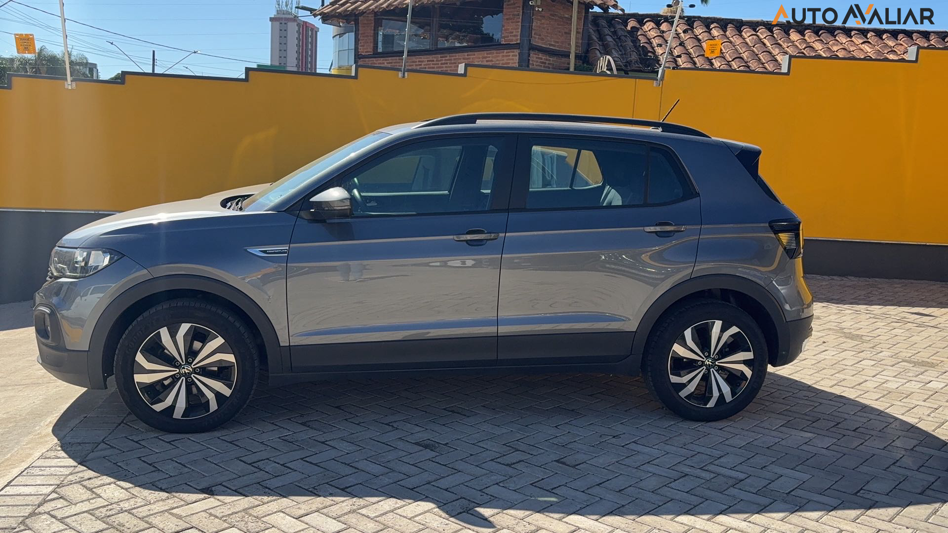 VOLKSWAGEN T-CROSS 1.0 200 TSI TOTAL FLEX COMFORTLINE AUTOMÁTICO
