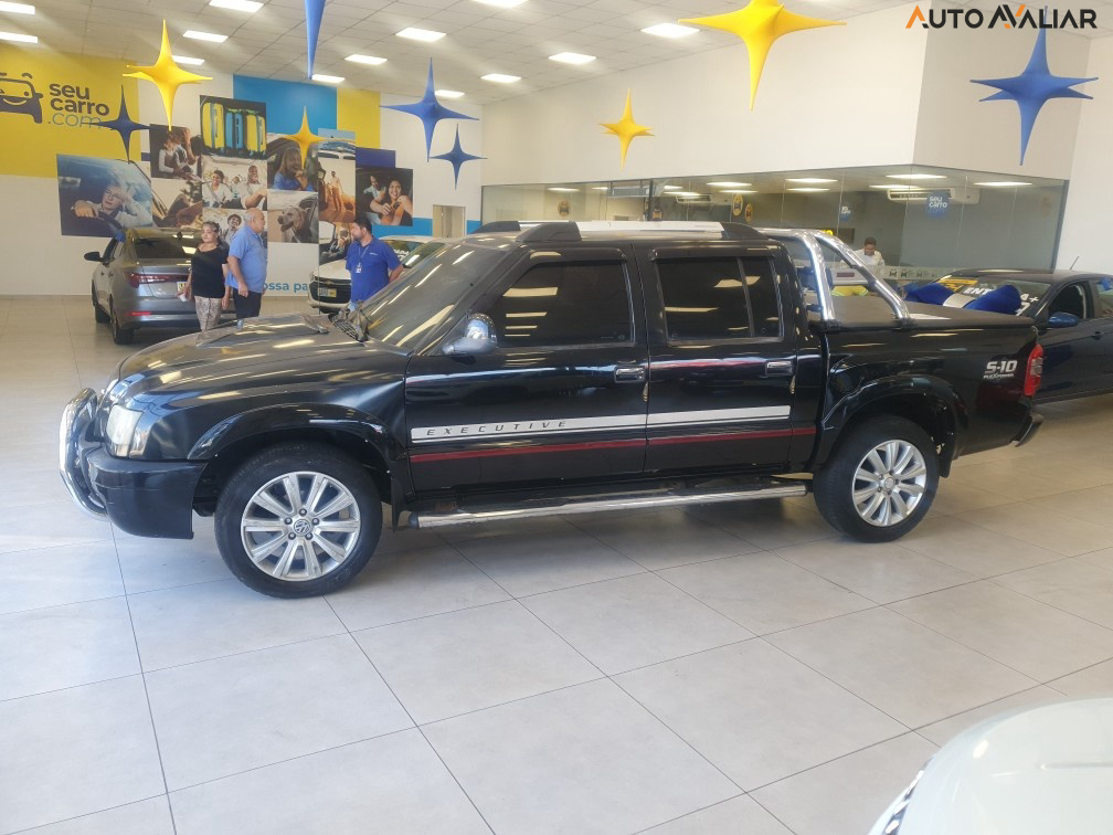 CHEVROLET S10 2.4 MPFI EXECUTIVE 4X2 CD 8V FLEX 4P MANUAL