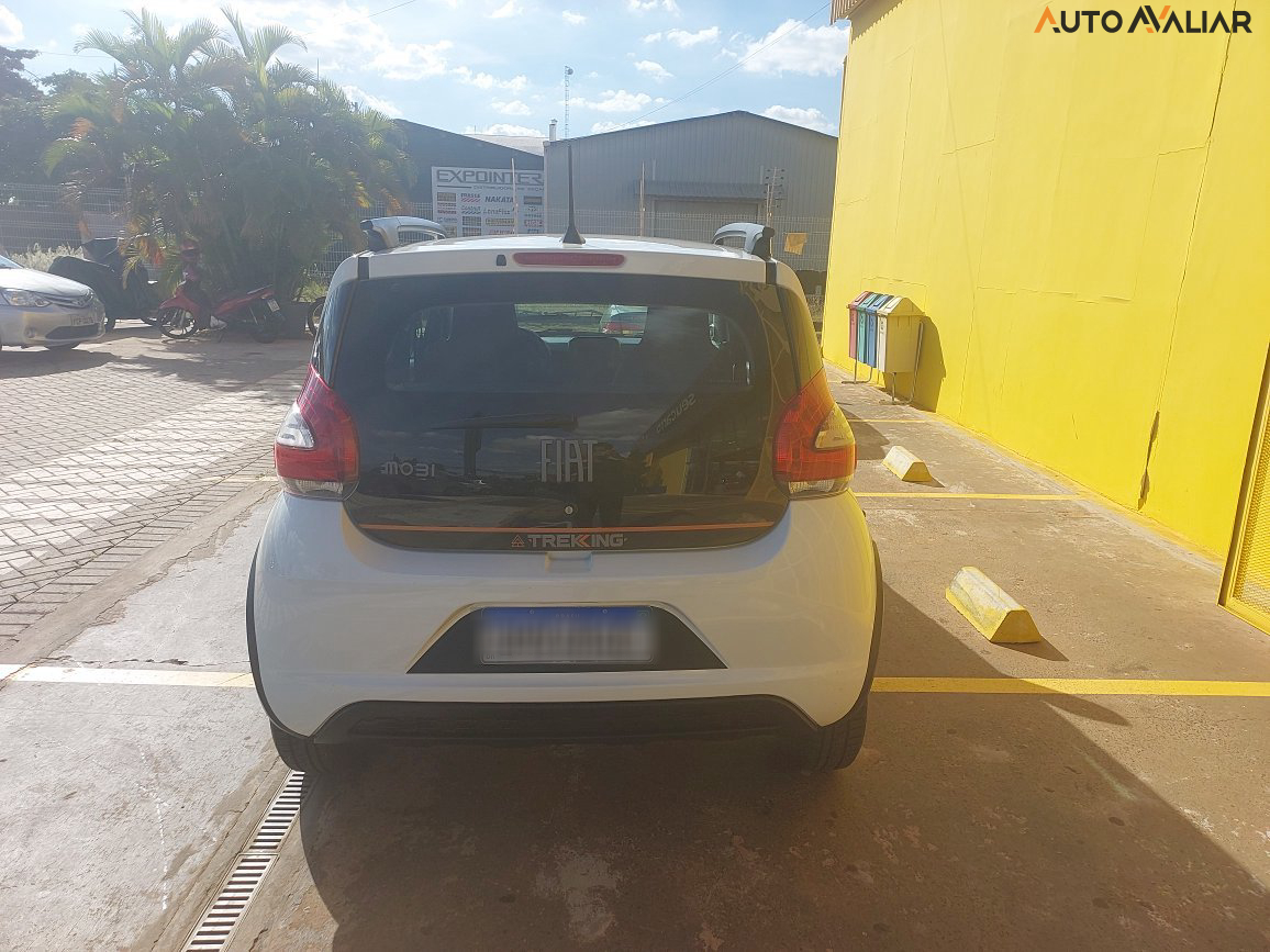 FIAT MOBI 1.0 EVO FLEX TREKKING MANUAL