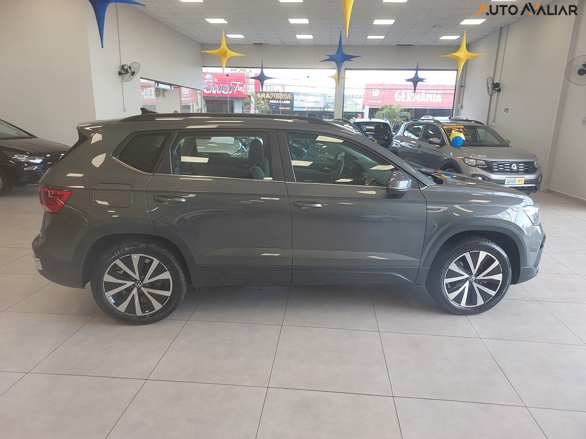 VOLKSWAGEN TAOS 1.4 250 TSI TOTAL FLEX COMFORTLINE AUTOMÁTICO