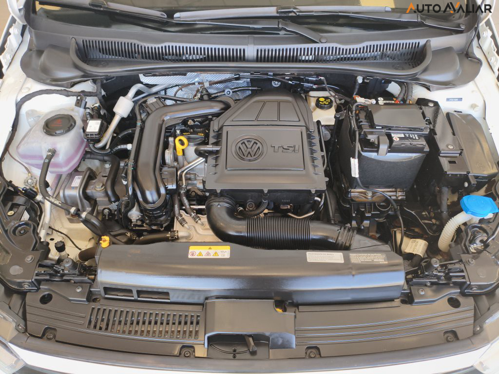 VOLKSWAGEN POLO 1.0 170 TSI COMFORTLINE AUTOMÁTICO