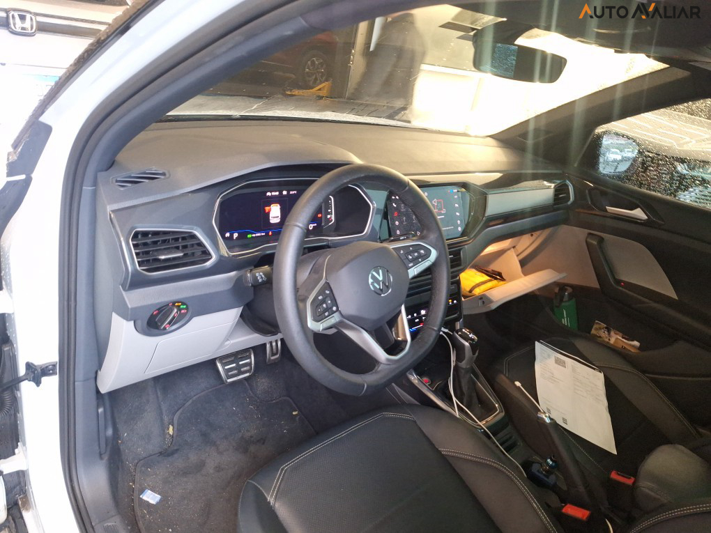 VOLKSWAGEN T-CROSS 1.4 250 TSI TOTAL FLEX HIGHLINE AUTOMÁTICO