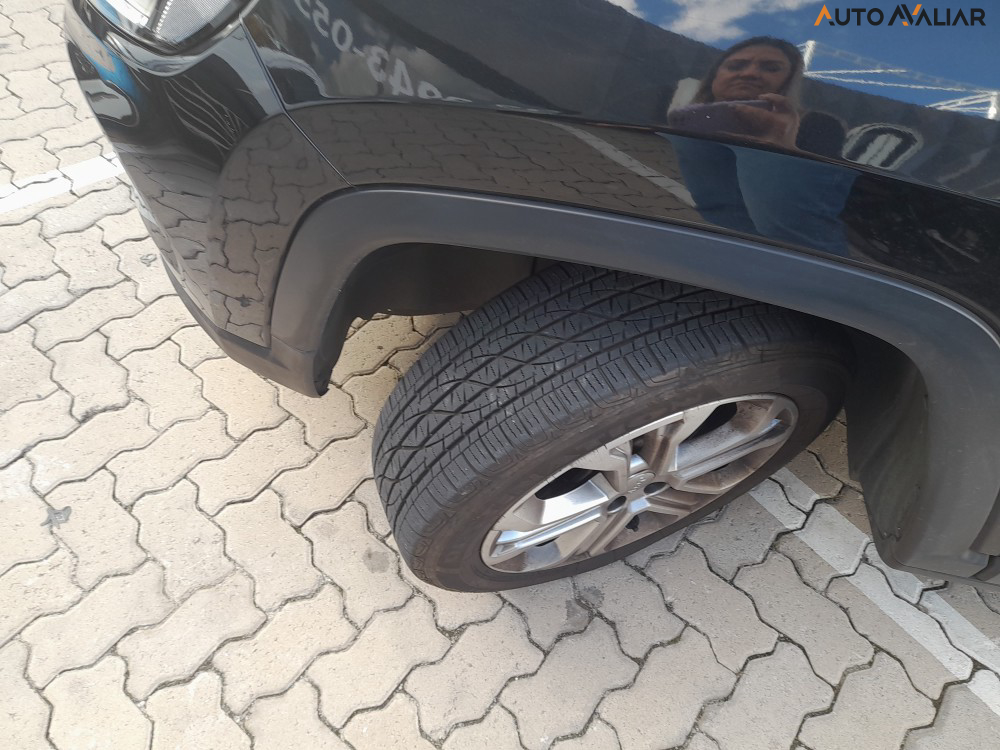 JEEP COMPASS 1.3 T270 TURBO FLEX LONGITUDE AT6