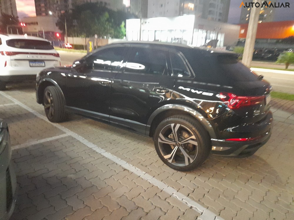 AUDI Q3 2.0 40 TFSI GASOLINA PERFORMANCE BLACK QUATTRO TIPTRONIC