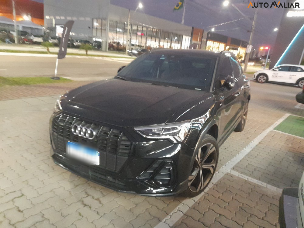 AUDI Q3 2.0 40 TFSI GASOLINA PERFORMANCE BLACK QUATTRO TIPTRONIC