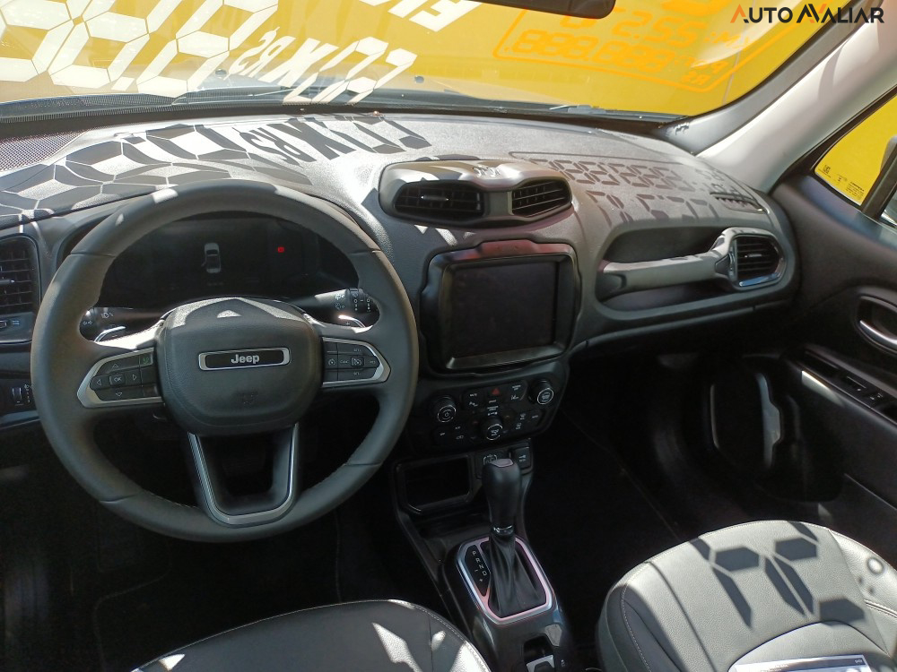 JEEP RENEGADE 1.3 T270 TURBO FLEX LONGITUDE AT6