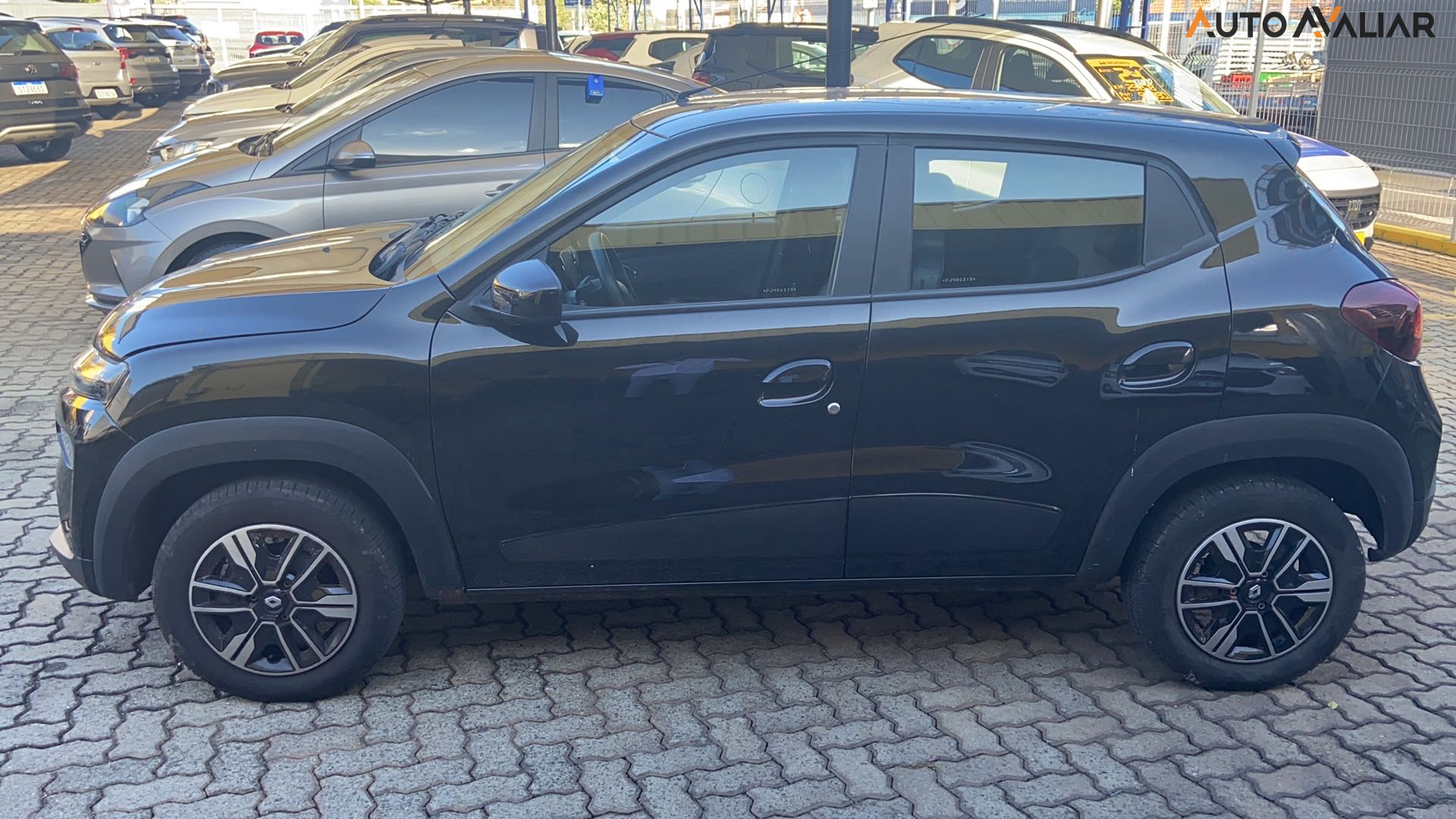 RENAULT KWID 1.0 12V SCE FLEX INTENSE MANUAL