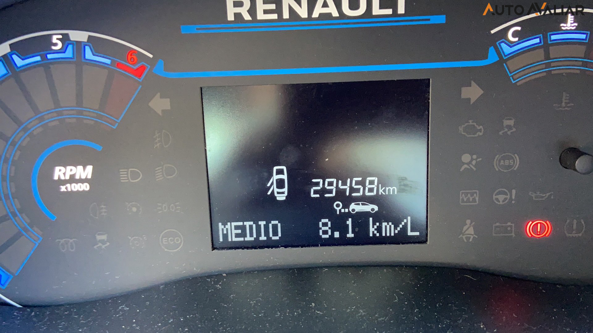 RENAULT KWID 1.0 12V SCE FLEX INTENSE MANUAL