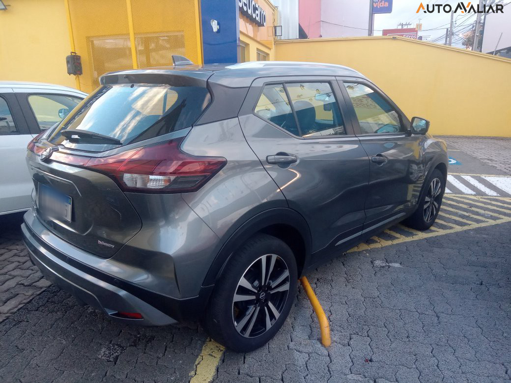 NISSAN KICKS 1.6 EXCLUSIVE 16V FLEX AUT.