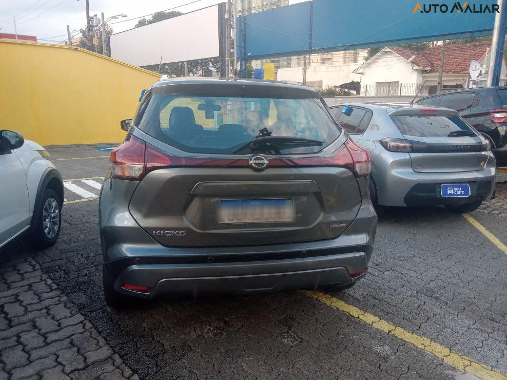 NISSAN KICKS 1.6 EXCLUSIVE 16V FLEX AUT.