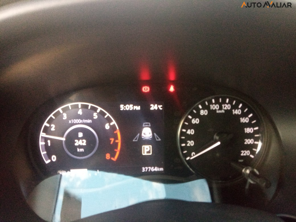 NISSAN KICKS 1.6 EXCLUSIVE 16V FLEX AUT.