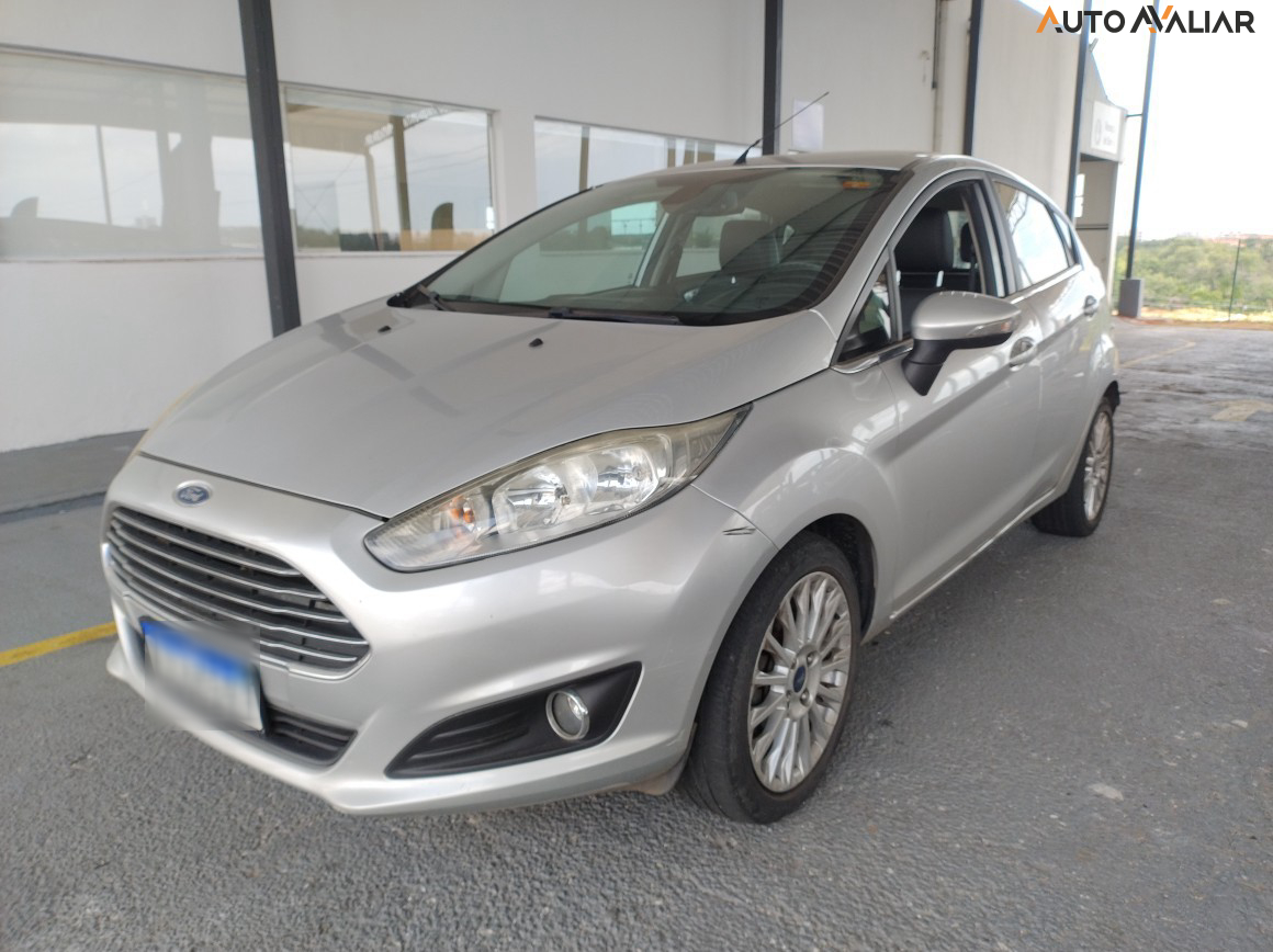 FORD FIESTA 1.6 TITANIUM HATCH 16V FLEX 4P POWERSHIFT