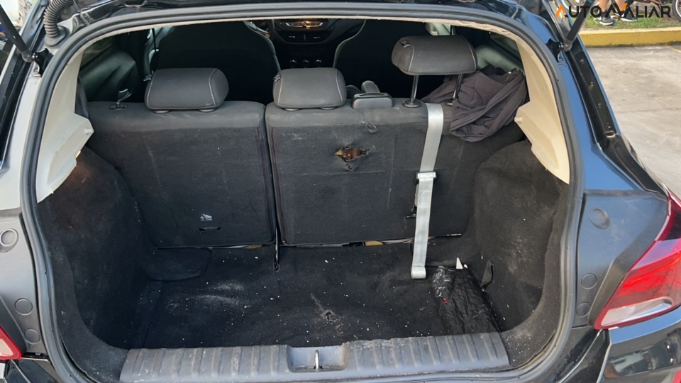 CHEVROLET ONIX 1.0 TURBO FLEX LT MANUAL