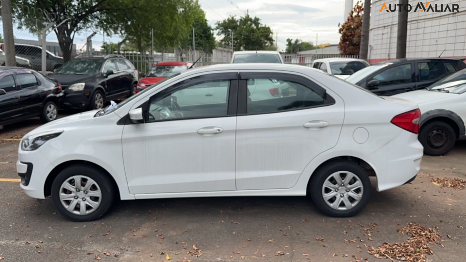 FORD KA 1.5 TI-VCT FLEX SE SEDAN MANUAL