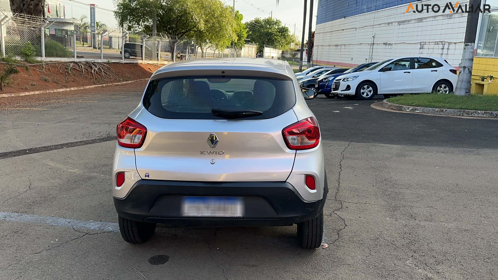 RENAULT KWID 1.0 12V SCE FLEX ZEN MANUAL