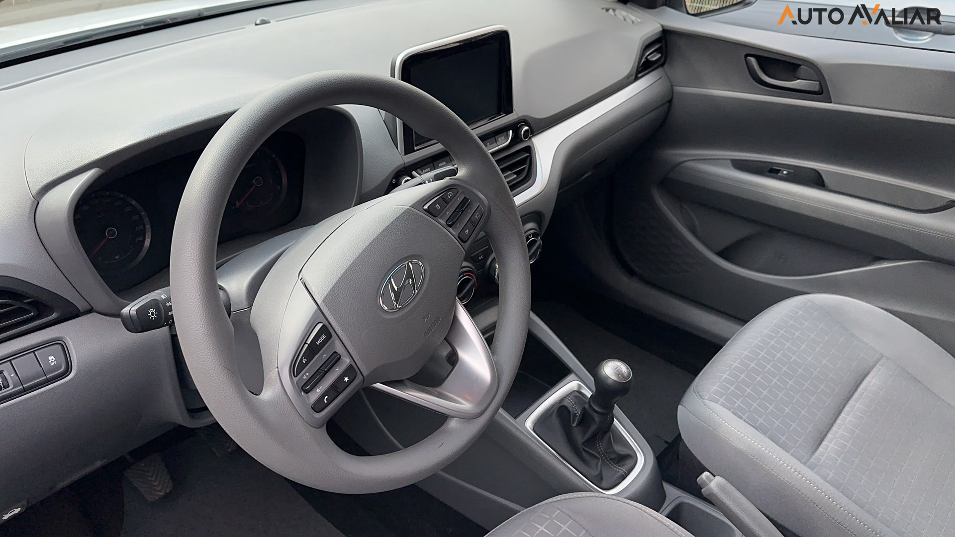 HYUNDAI HB20S 1.0 12V FLEX COMFORT PLUS MANUAL