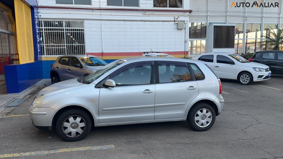 VOLKSWAGEN POLO 1.6 MI 8V GASOLINA 4P MANUAL