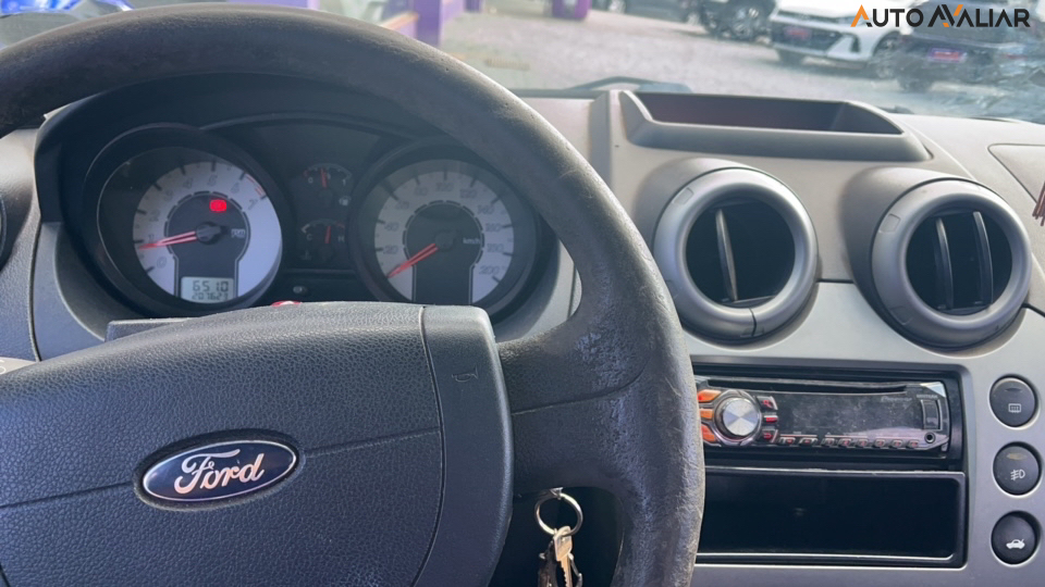 FORD FIESTA 1.6 MPI HATCH 8V FLEX 4P MANUAL
