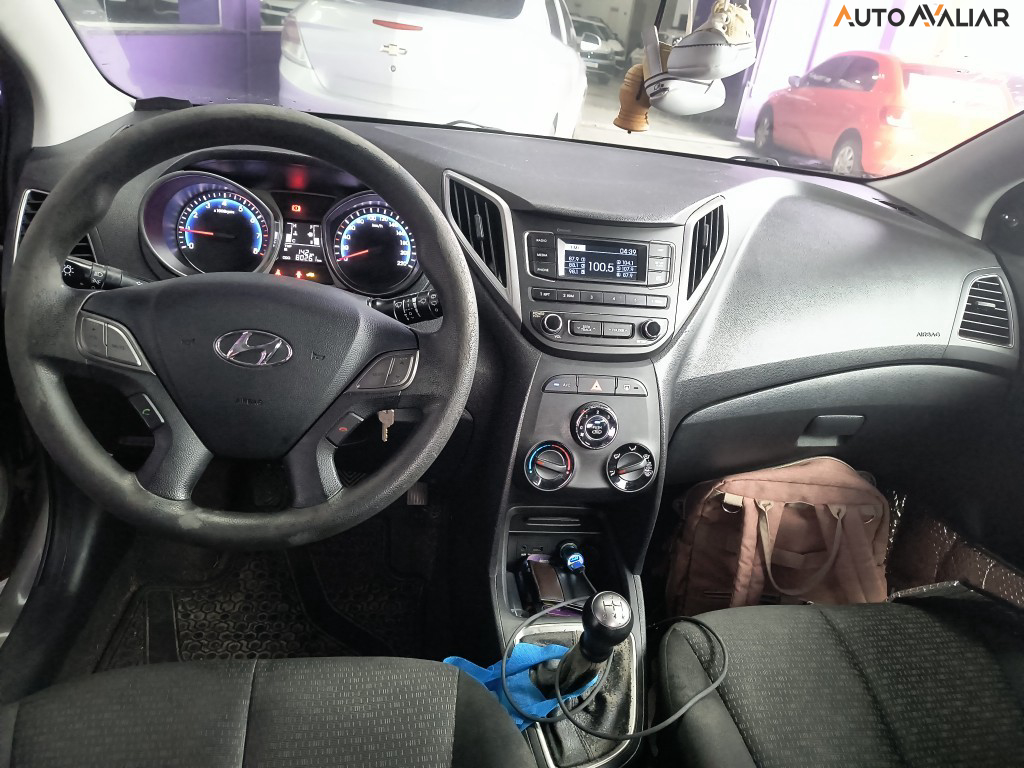 HYUNDAI HB20 1.0 UNIQUE 12V FLEX 4P MANUAL